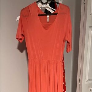 Size Large Maxi Coral Dress